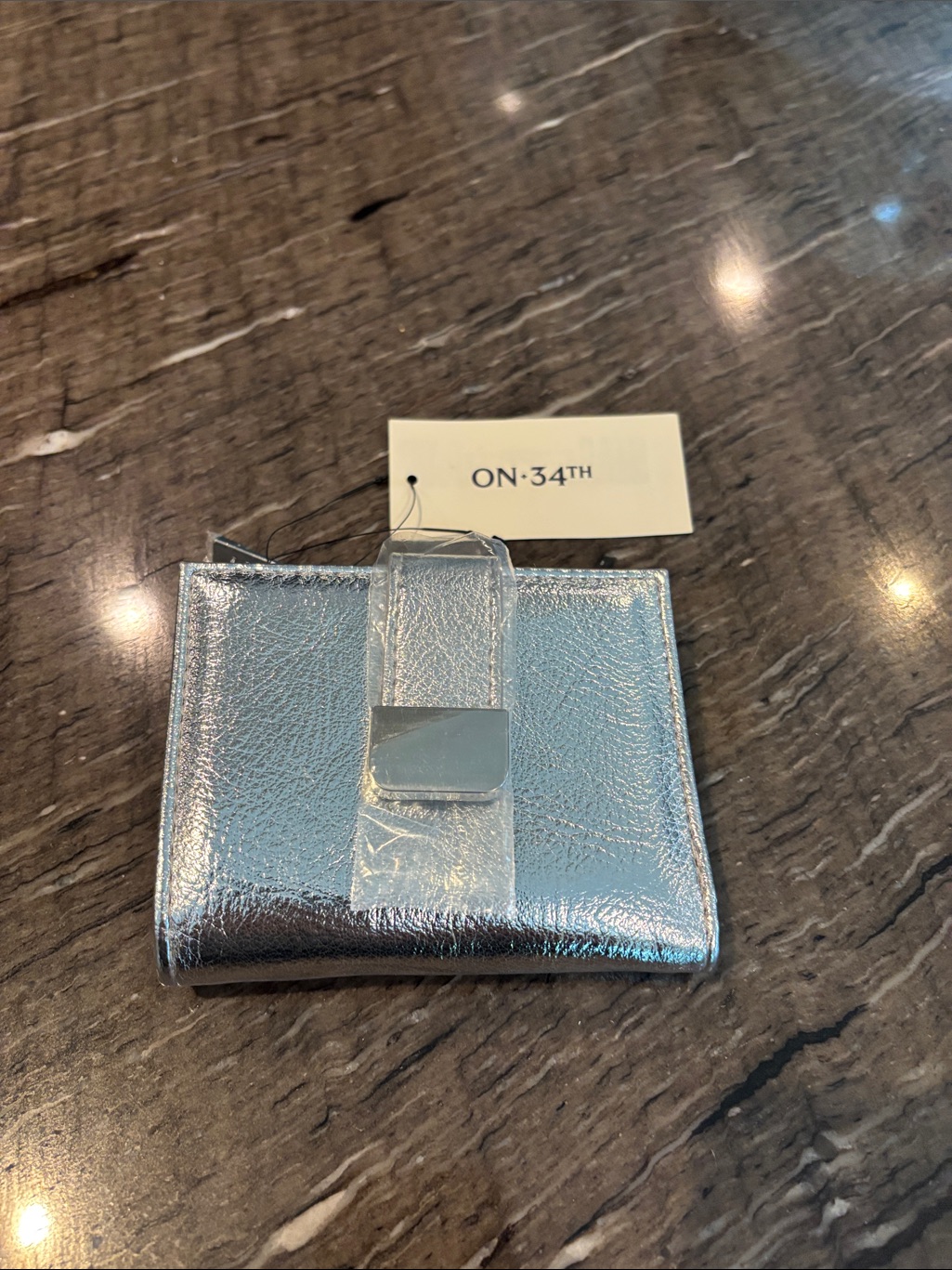 On34th Silver Metallic Card  Key Holder